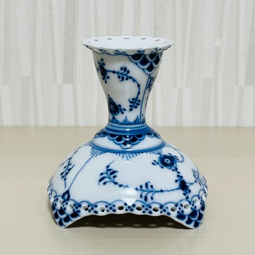 ロイヤルコペンハーゲン ブルーフルーテッド フルレース キャンドルスタンド