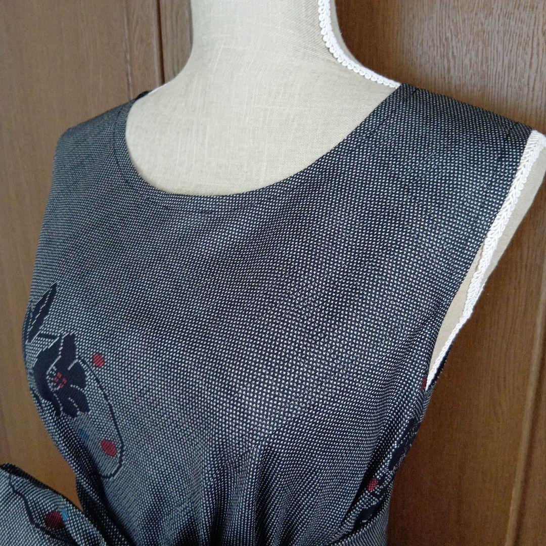 着物リメイク＊黒泥系７マルキ本場大島紬＊ノースリーブテント型フレアーワンピース