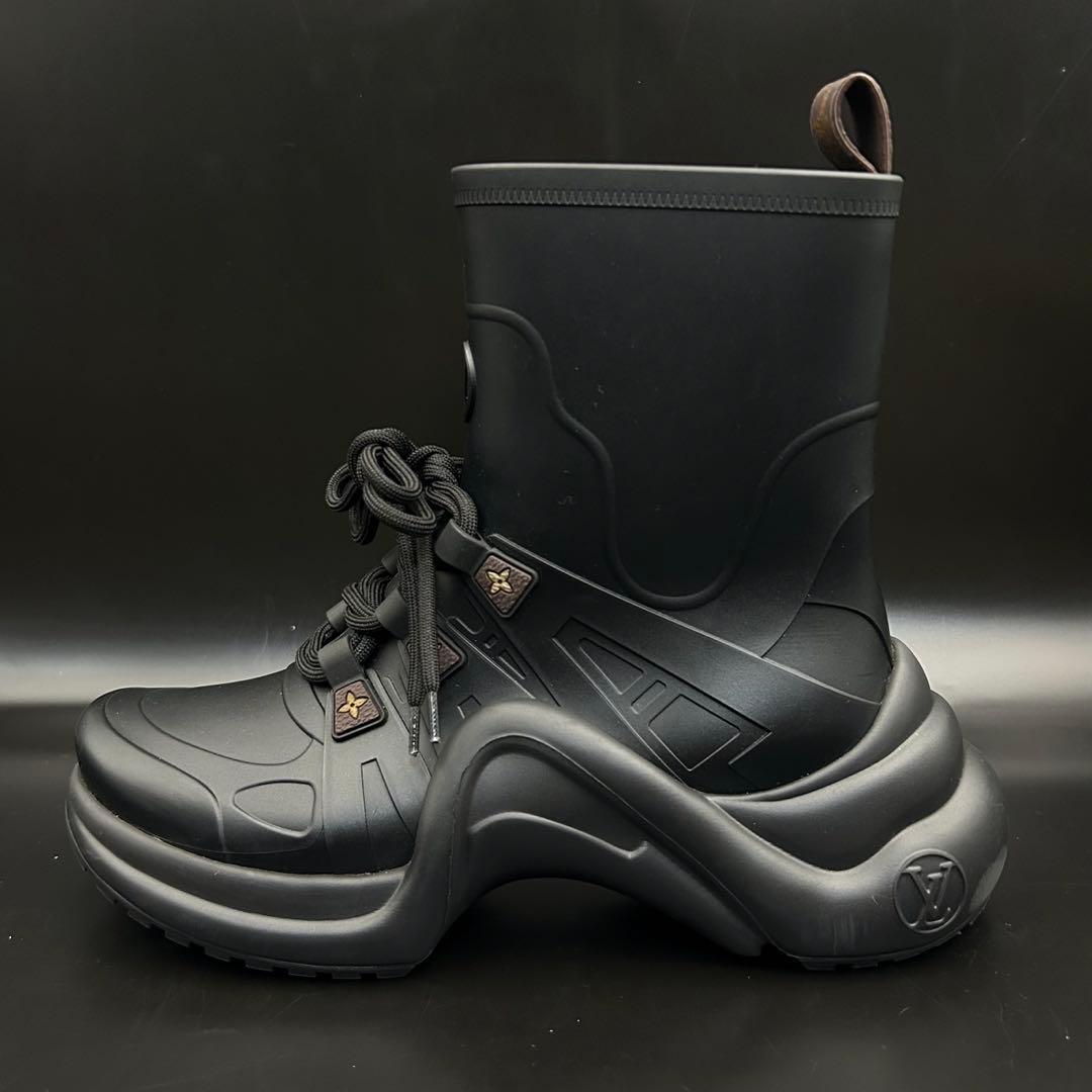 【極美品】ルイヴィトン レインブーツ アークライト モノグラム フラワー 黒