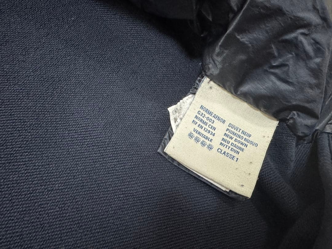 MONCLER ネイビー ダウンジャケット