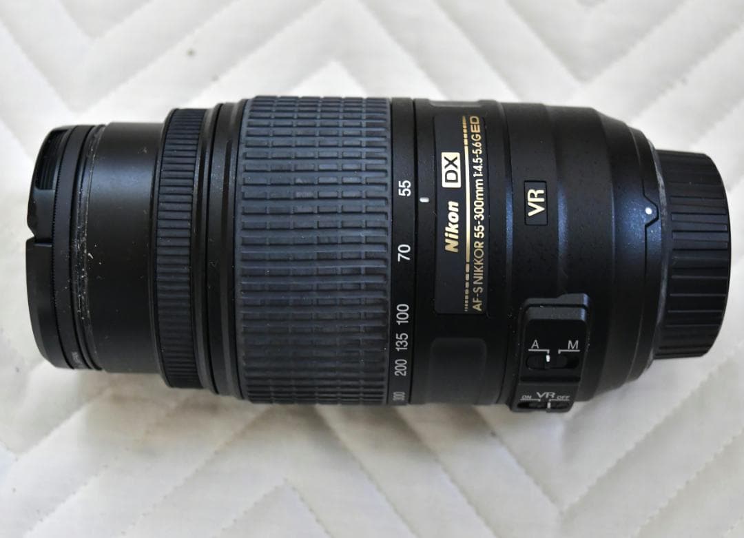 Nikon AF-S DX NIKKOR 55-300mm VR 未使用美品