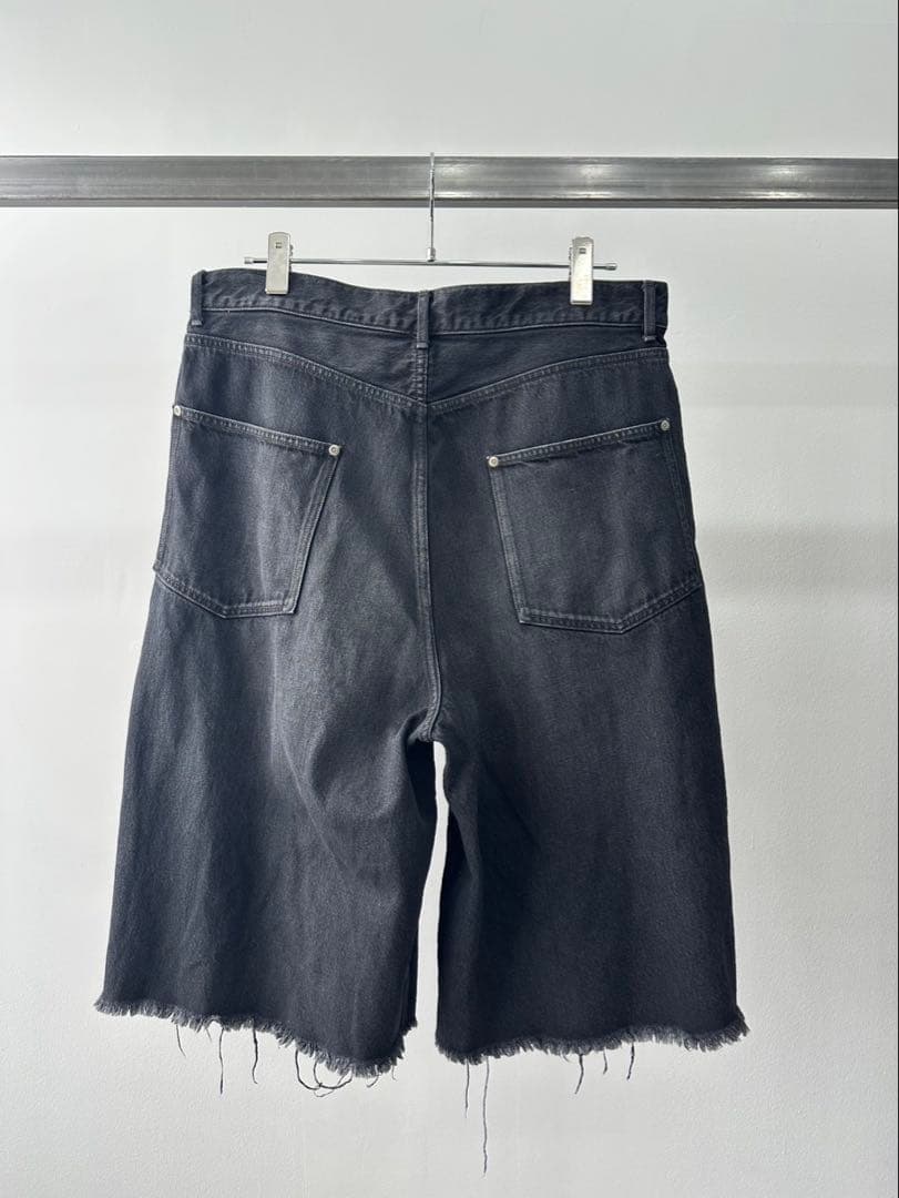 パンツ BEAMS FUTURE ARCHIVE CRUSH DENIM SHORTS
