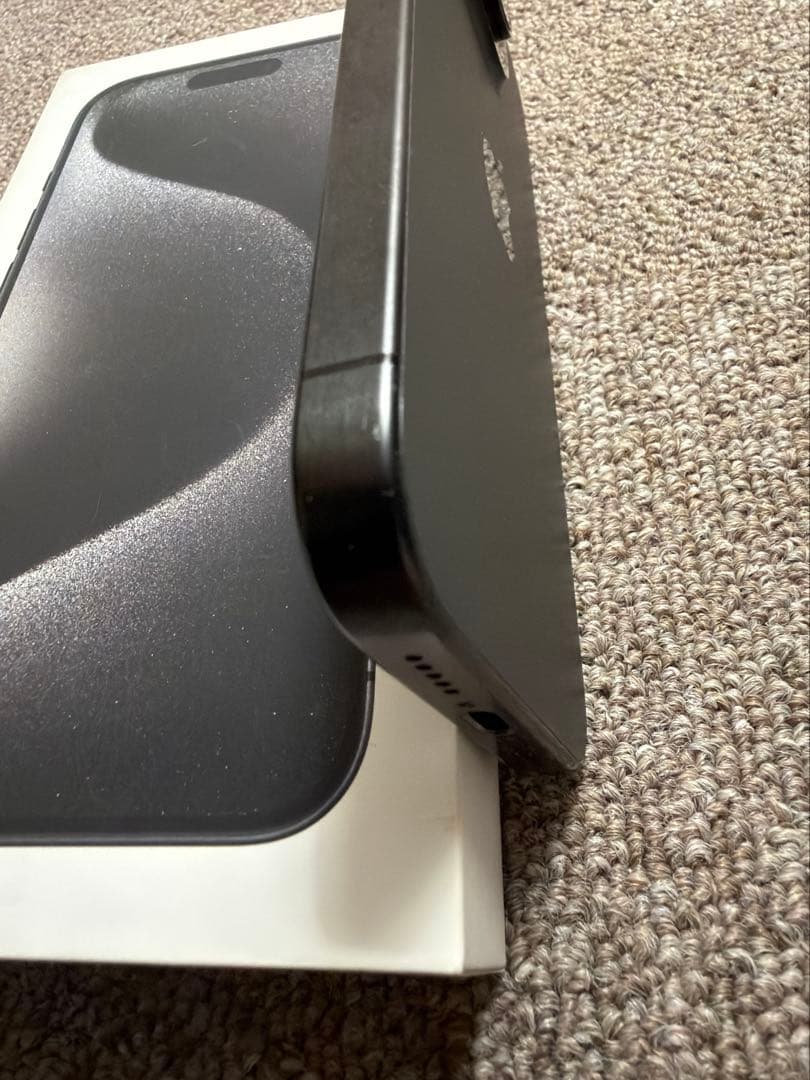 スマートフォン本体 Apple iPhone 15 Pro 128GB Titanium Black