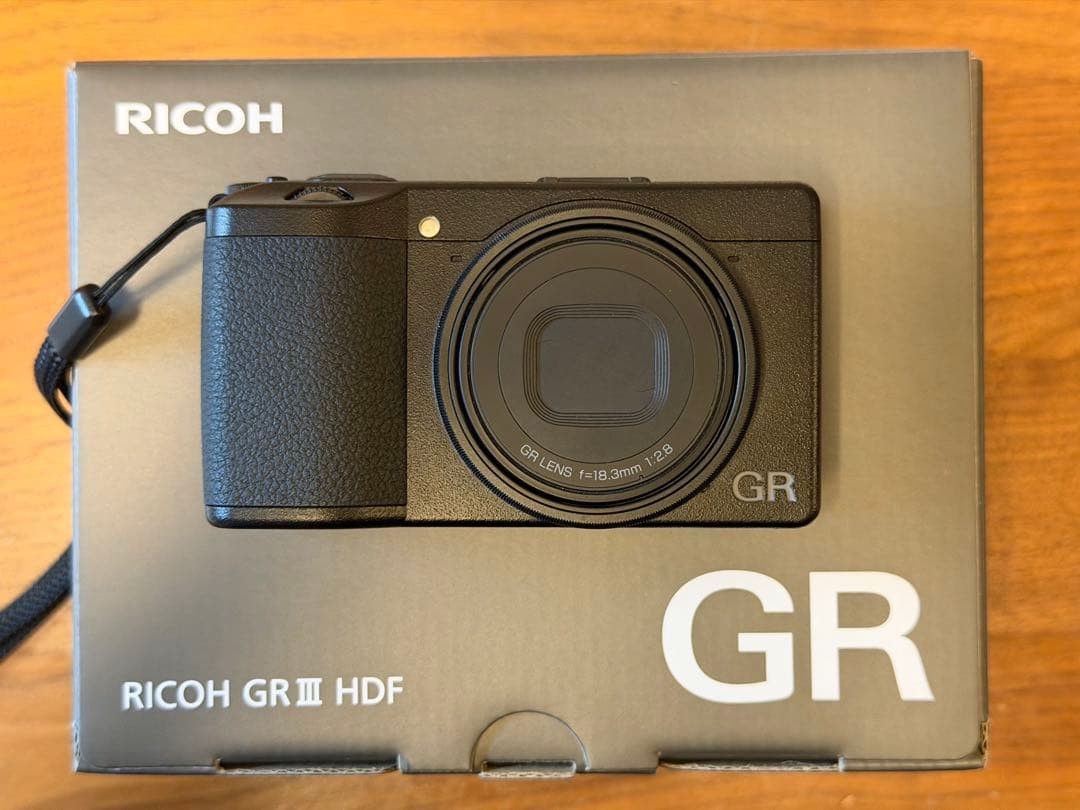 美品★RICOH GR III HDF コンパクトデジタルカメラ GR3 リコー