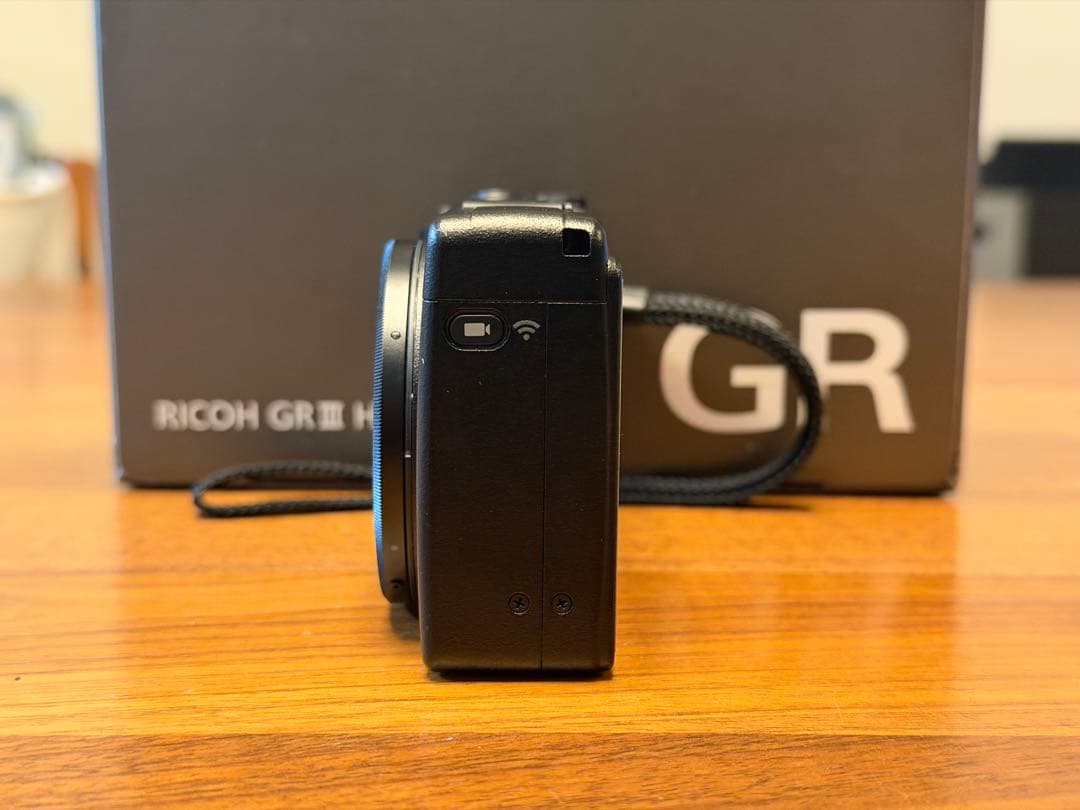 美品★RICOH GR III HDF コンパクトデジタルカメラ GR3 リコー