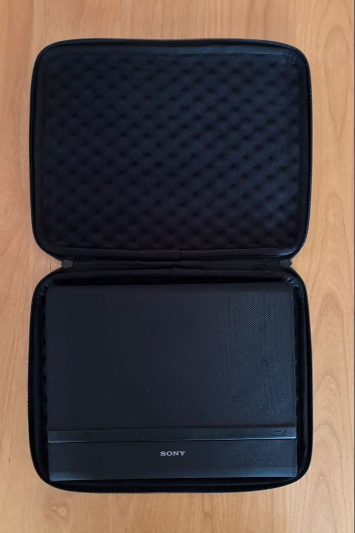 SONY ポータブルBlu-ray /DVDプレーヤー　BDP-Z1