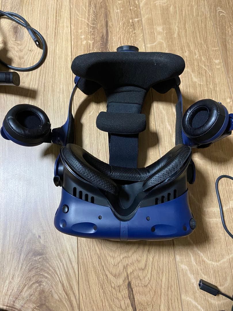 アクセサリー多数 vive pro 無線アダプター付き フルセット 美品 VR