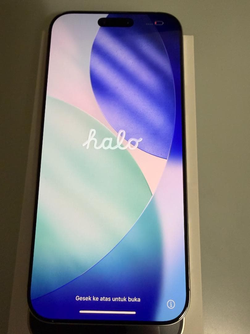 【バッテリー98%】iPhone16 ProMax ホワイトチタニウム256GB