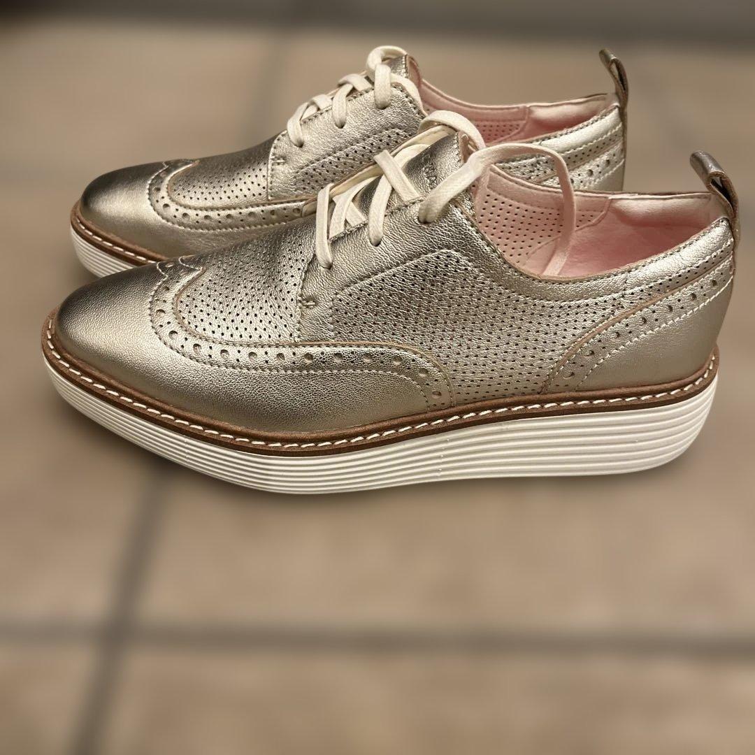 コールハーン　ゴールド メダリオン 厚底シューズ　試し履きのみ 最終お値下げ！