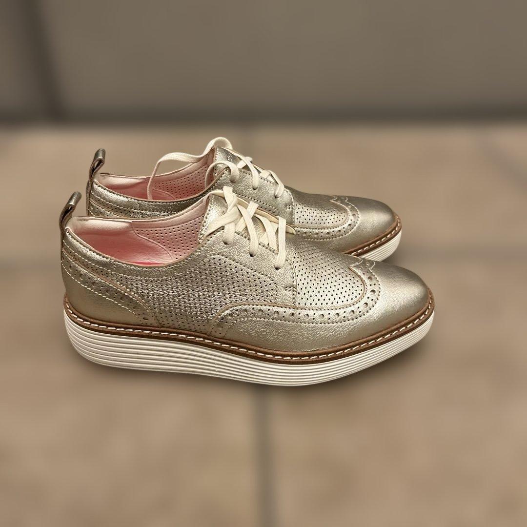 コールハーン　ゴールド メダリオン 厚底シューズ　試し履きのみ 最終お値下げ！