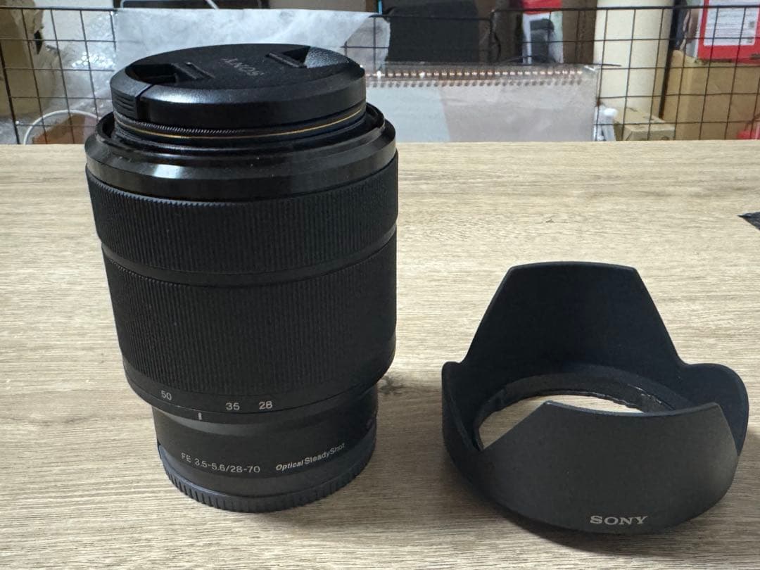 Sony 28-70mm FE3.5-5.6 OSS ズームレンズ