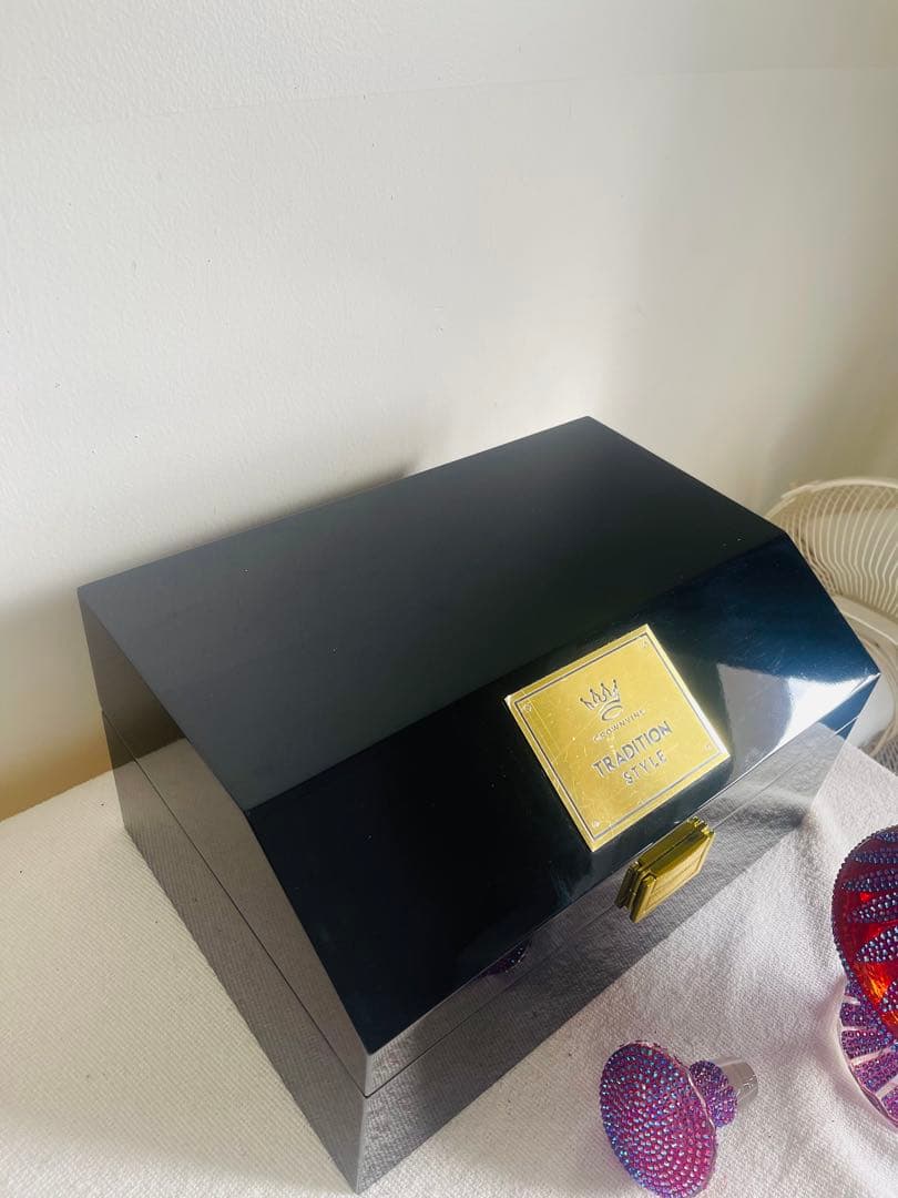 ^_^さ様^_^クラウンバイン K9 クリスタルデキャンタ トラディション