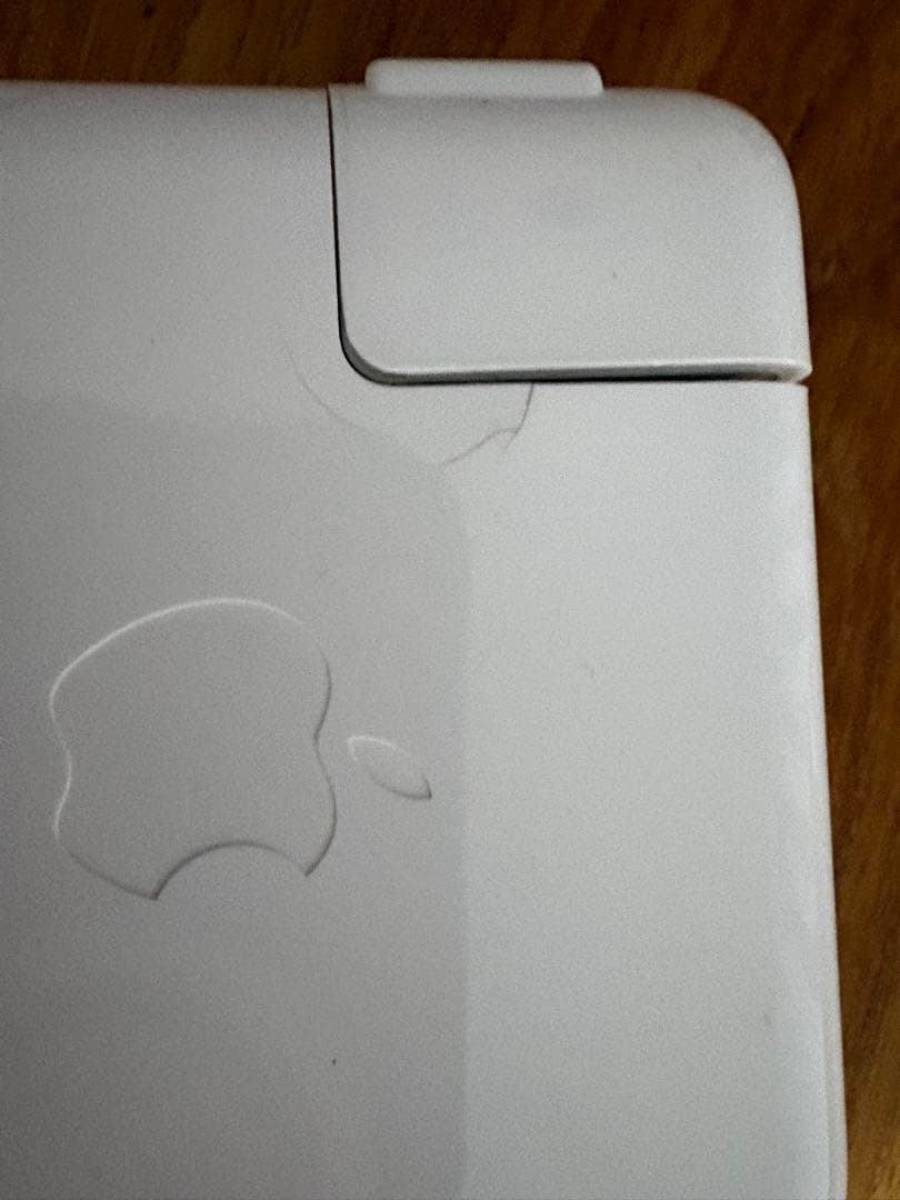 Apple MacBook ホワイト