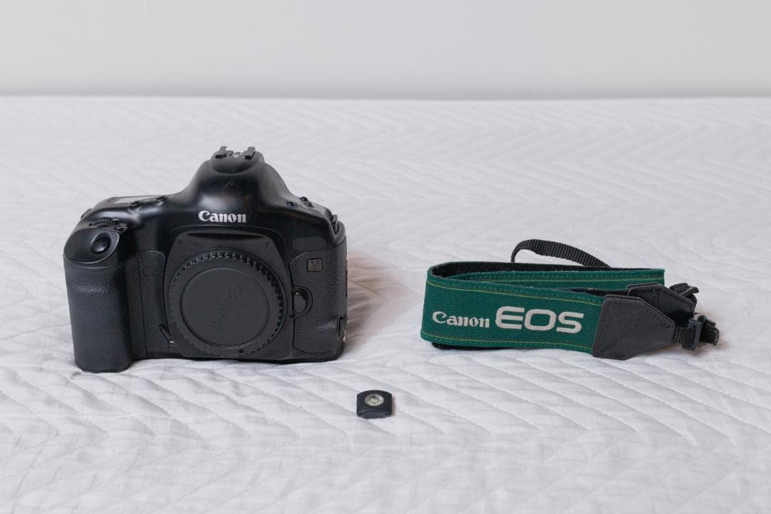 Canon EOS-1V（フィルムカメラボディ）