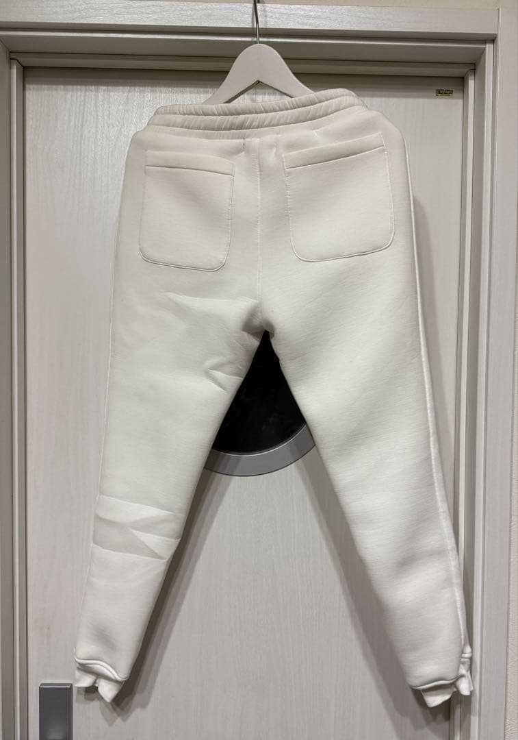 未使用　LUXE/R スポンジ ジップパーカー ジョガーパンツ　セットアップ