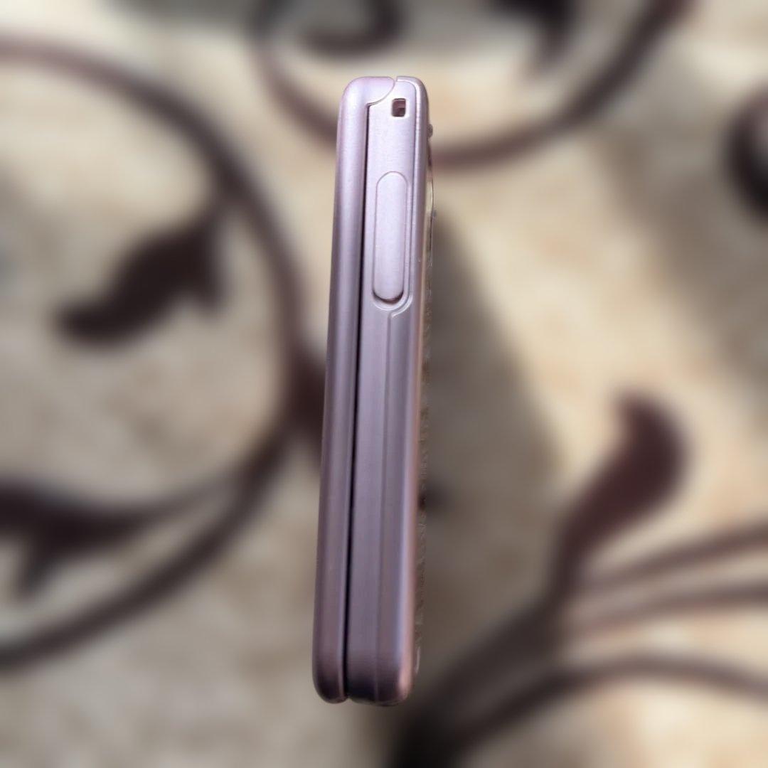 ピンク デジタル携帯電話 本体　F-01M