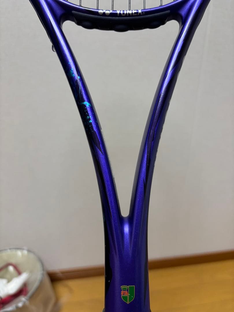 YONEX VOLTRAGE 7V アメジスト