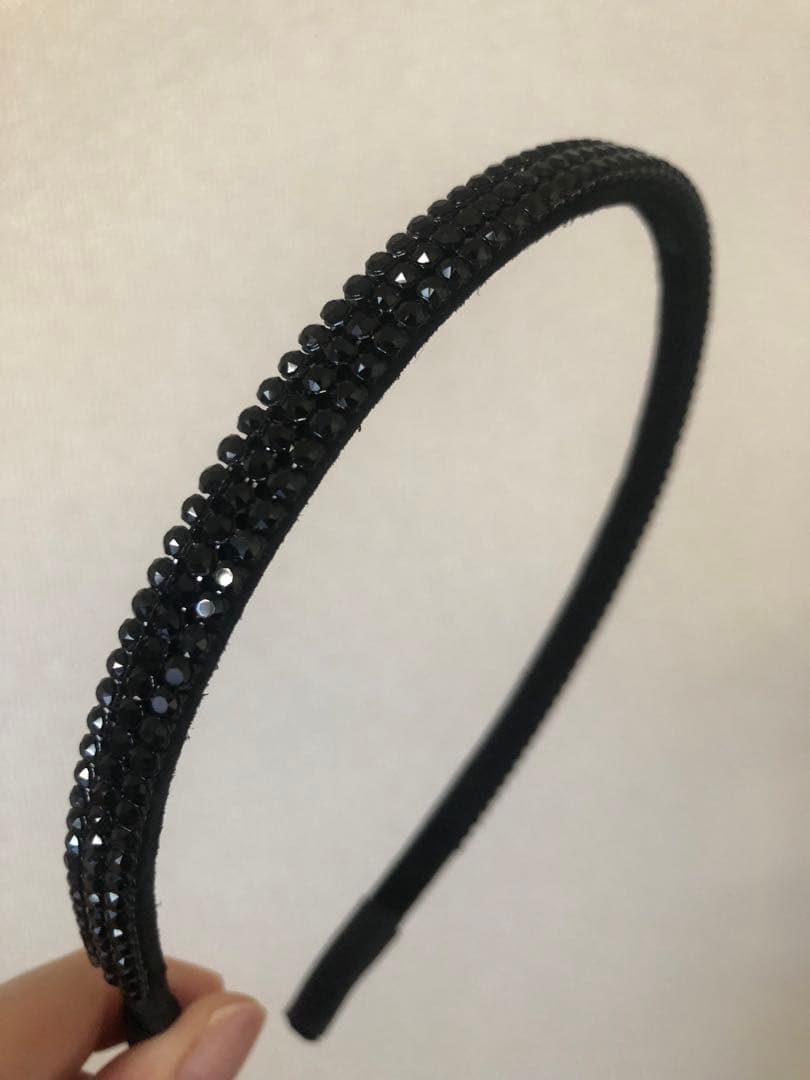 acca ビジューヘアバンド