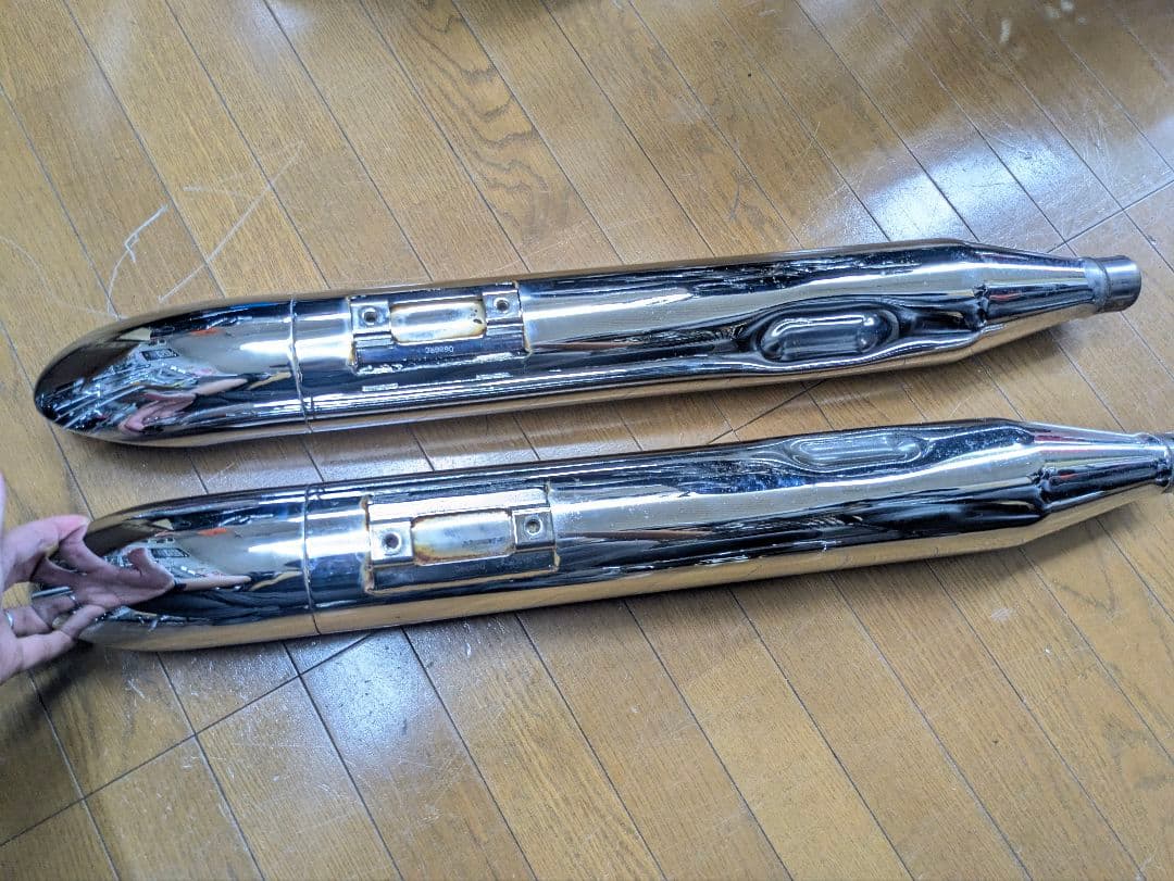 バンス＆ハインズ　ターンダウンスリップオンマフラー　4インチ口径　ツアラー用