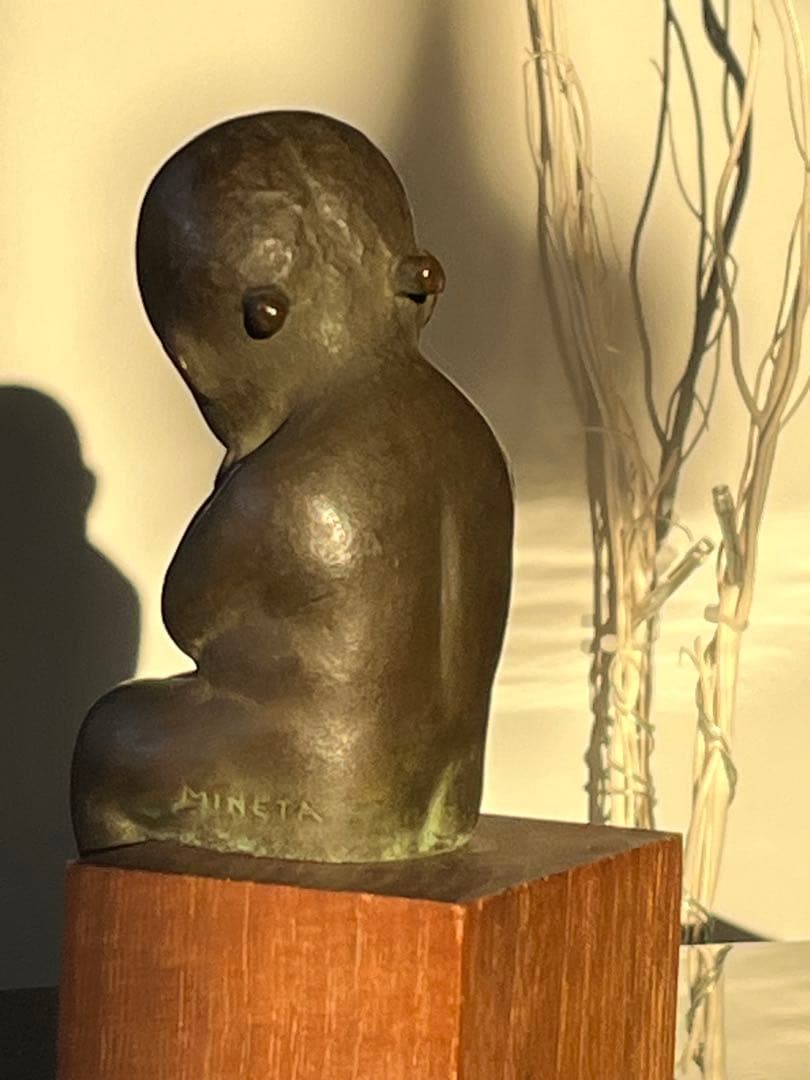 ブロンズ 彫刻 木製台座付き（時代物）