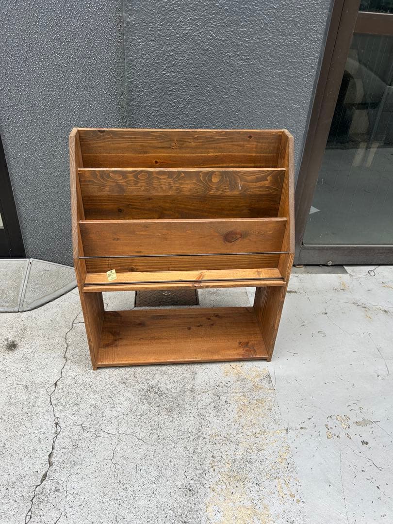 glue 　niko and ニコアンド　本棚　マガジンラック