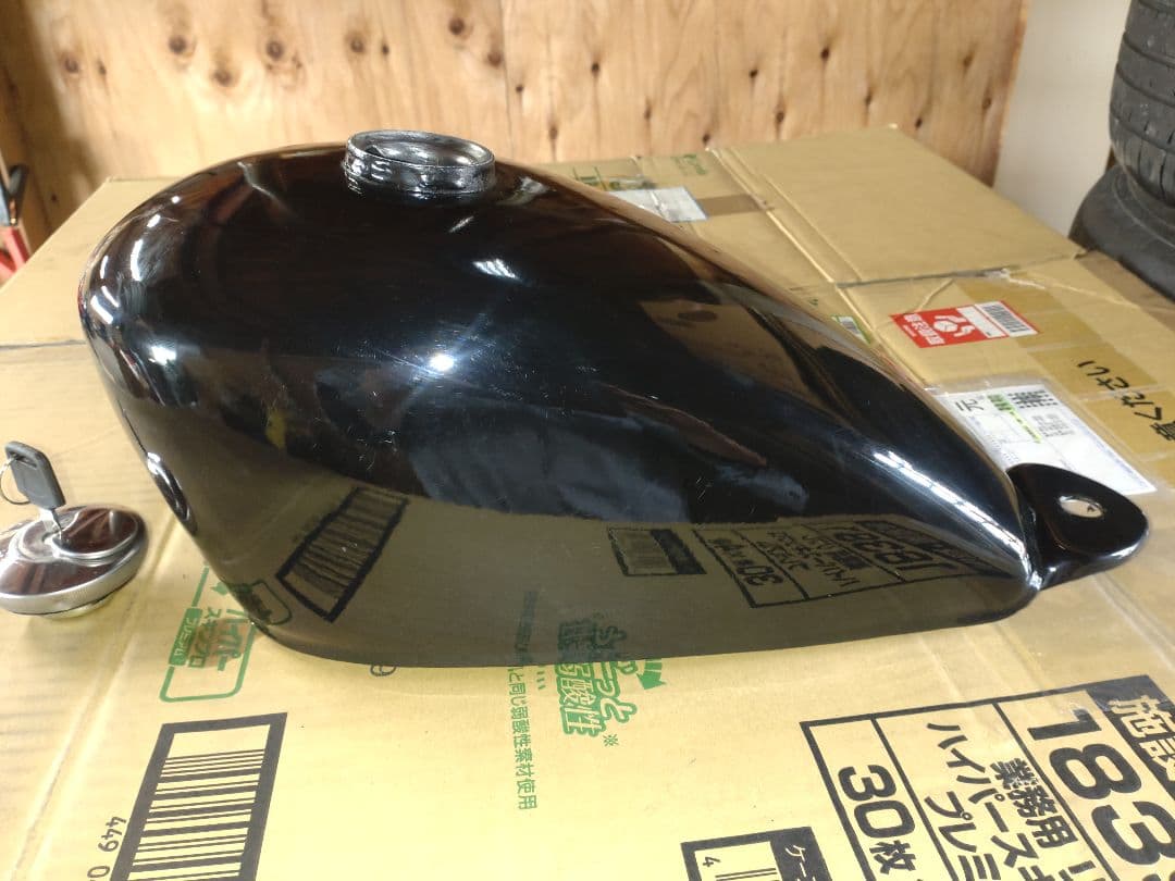 スポーツスタータイプ　 汎用タンク　 6リットル