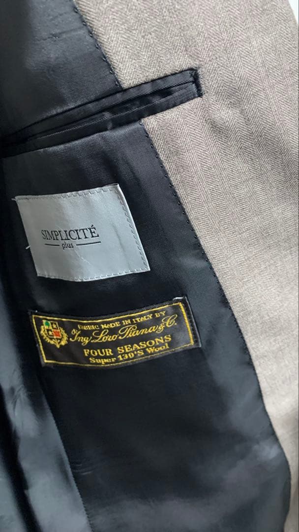 新品未使用　Loro Piana ロロピアーナ製生地 ベージュ　スーツ