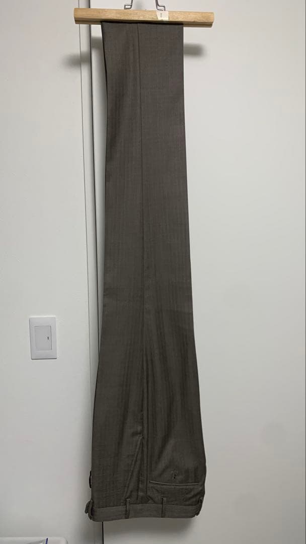 新品未使用　Loro Piana ロロピアーナ製生地 ベージュ　スーツ