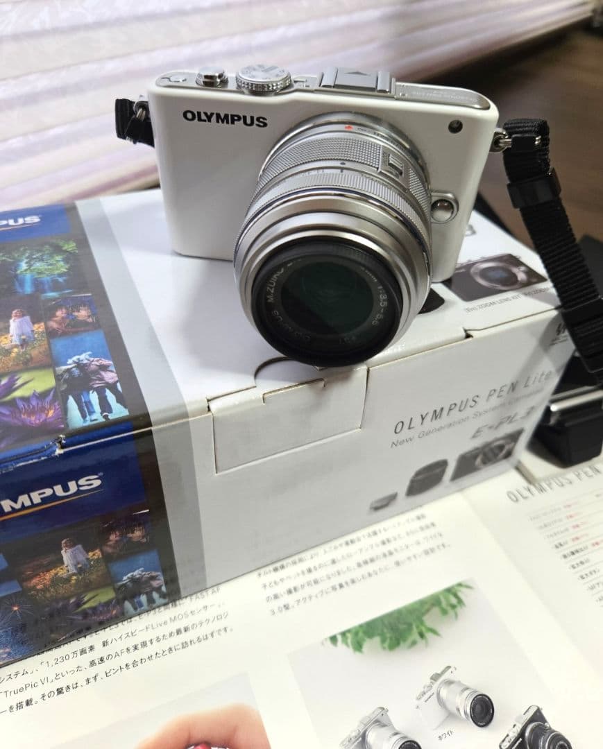 【限定お値下げ】OLYMPUS PEN E-PL3 ホワイト