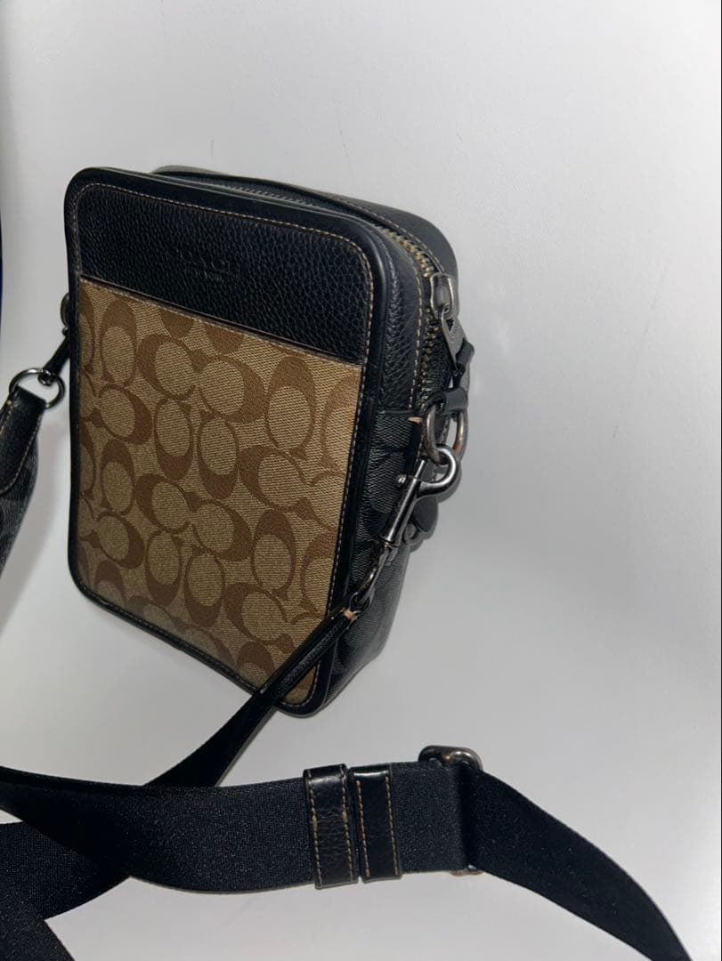 COACH ショルダーバッグ ブラック/ベージュ【状態非常に良い】