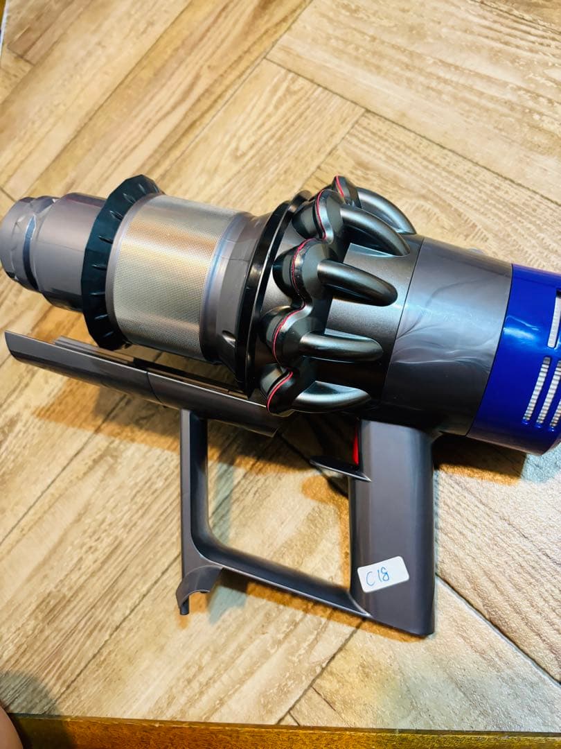 ダイソンV10 SV12モーター全モード動作品 フィルター交換済み即日発送★美品