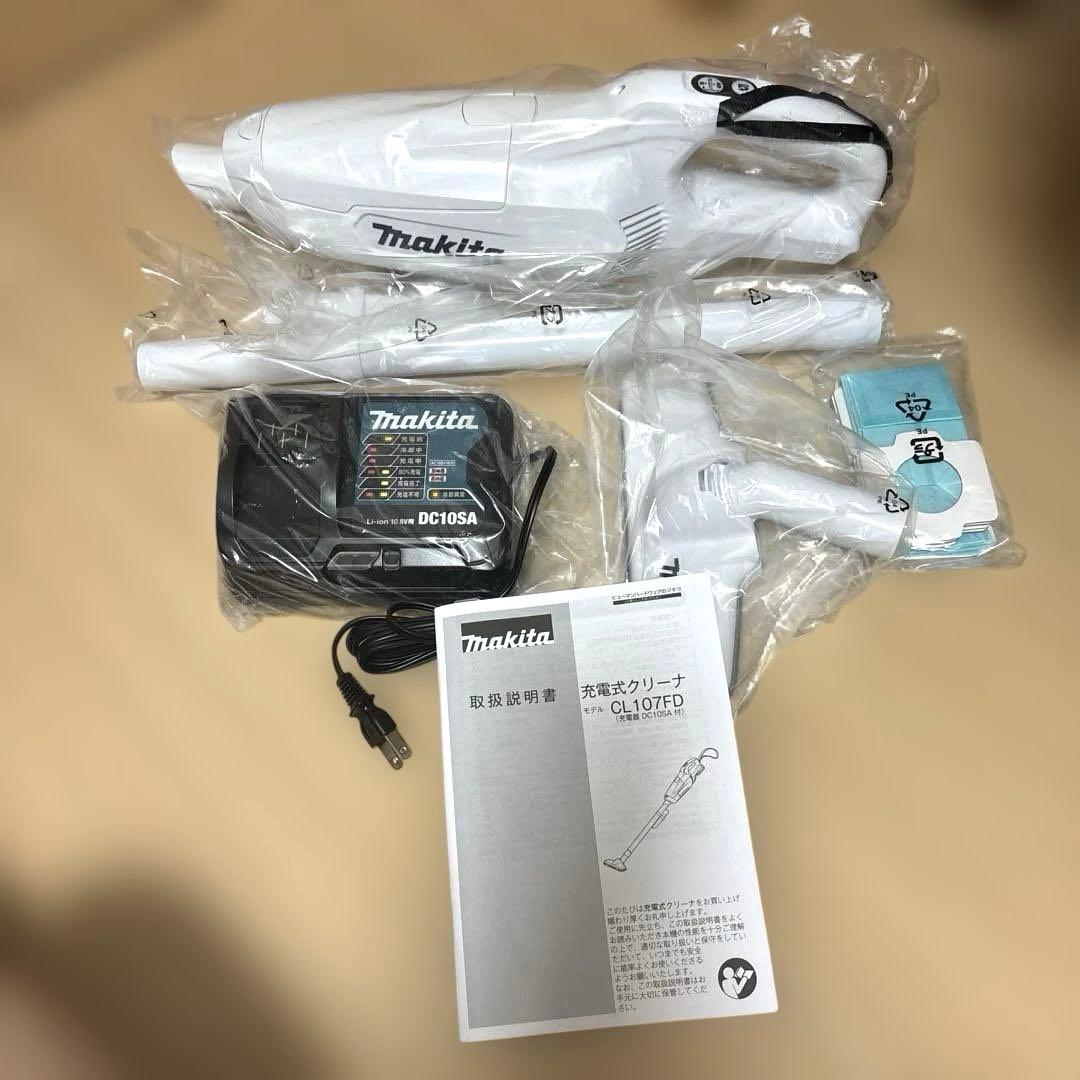 マキタ掃除機 CL107FD 新品 充電式クリーナー
