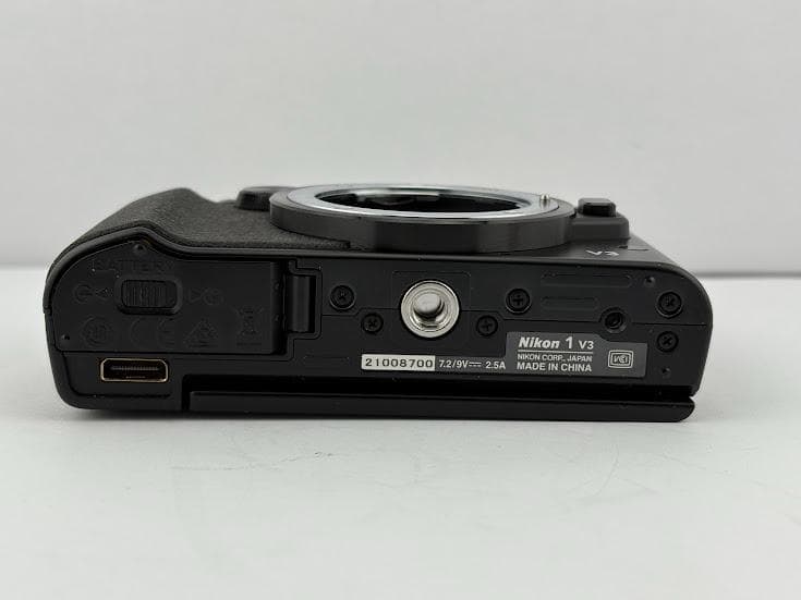 ★極上美品★ NIKON 1 V3 ボディ＋ビューファインダーDF-N1000