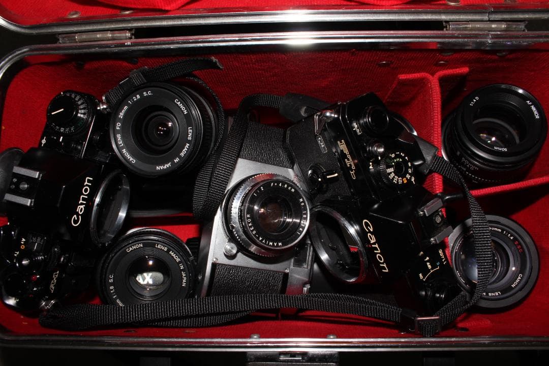 カメラまとめ　CANON PENTAX NIKON ケース付き