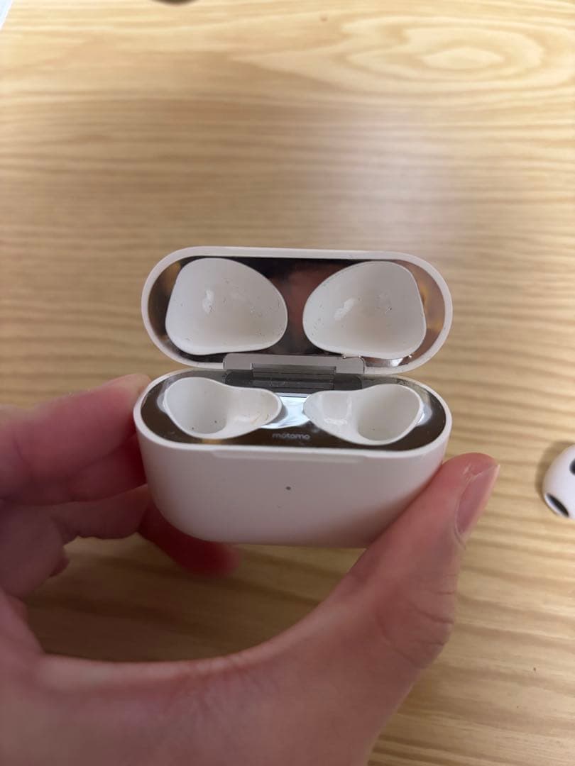AirPods第三世代 ケース 右耳のみ