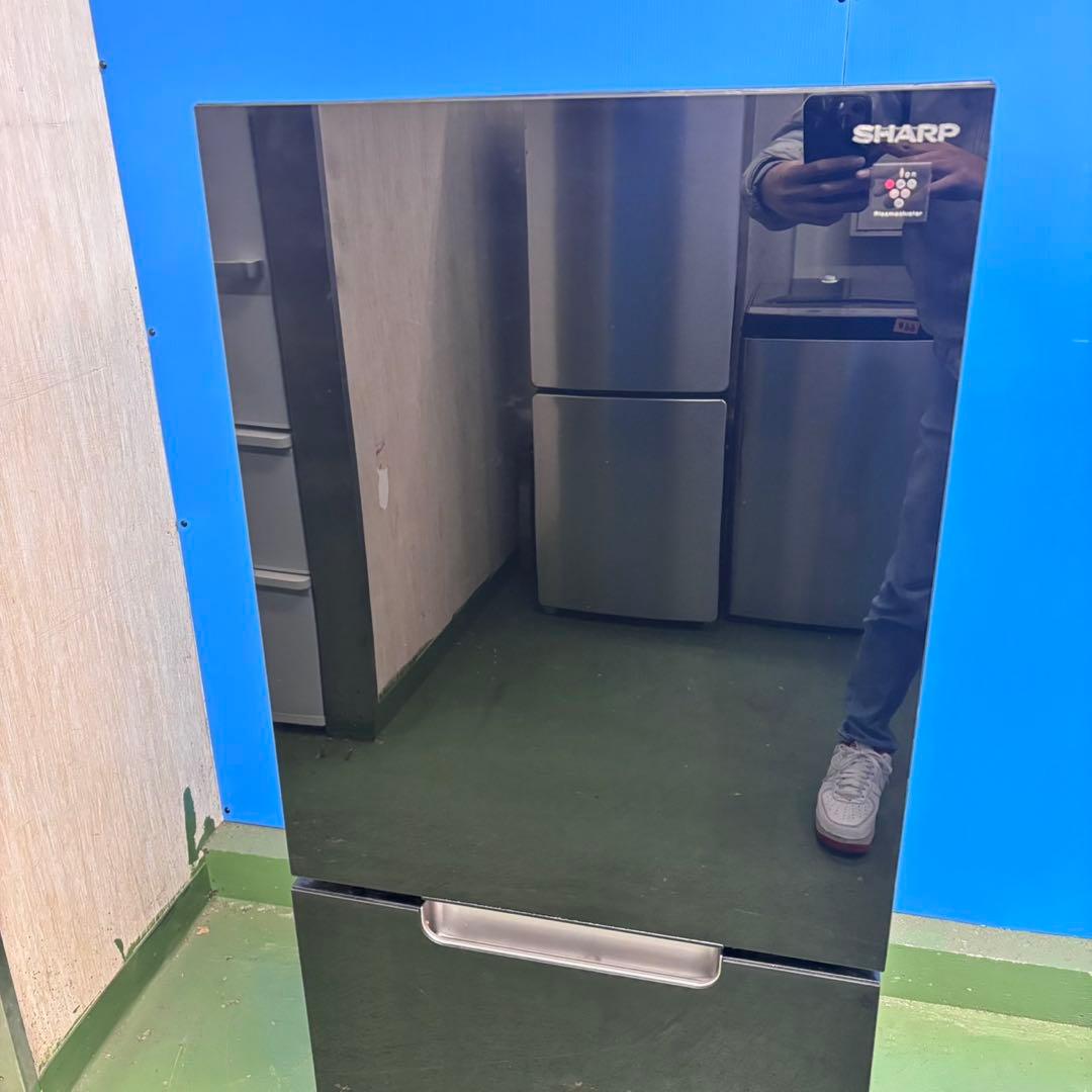 665 SHARP 付け替えどっちもドア　冷蔵庫　ガラスパネル　小型　一人暮らし