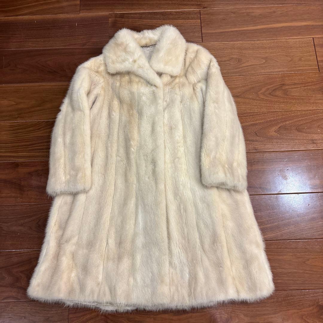 アイボリー リアルファーコート