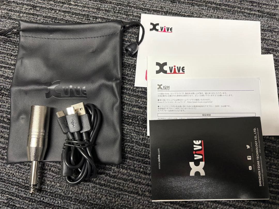 Xvive U4 ワイヤレスインイヤーモニター 専用ハードケース付き