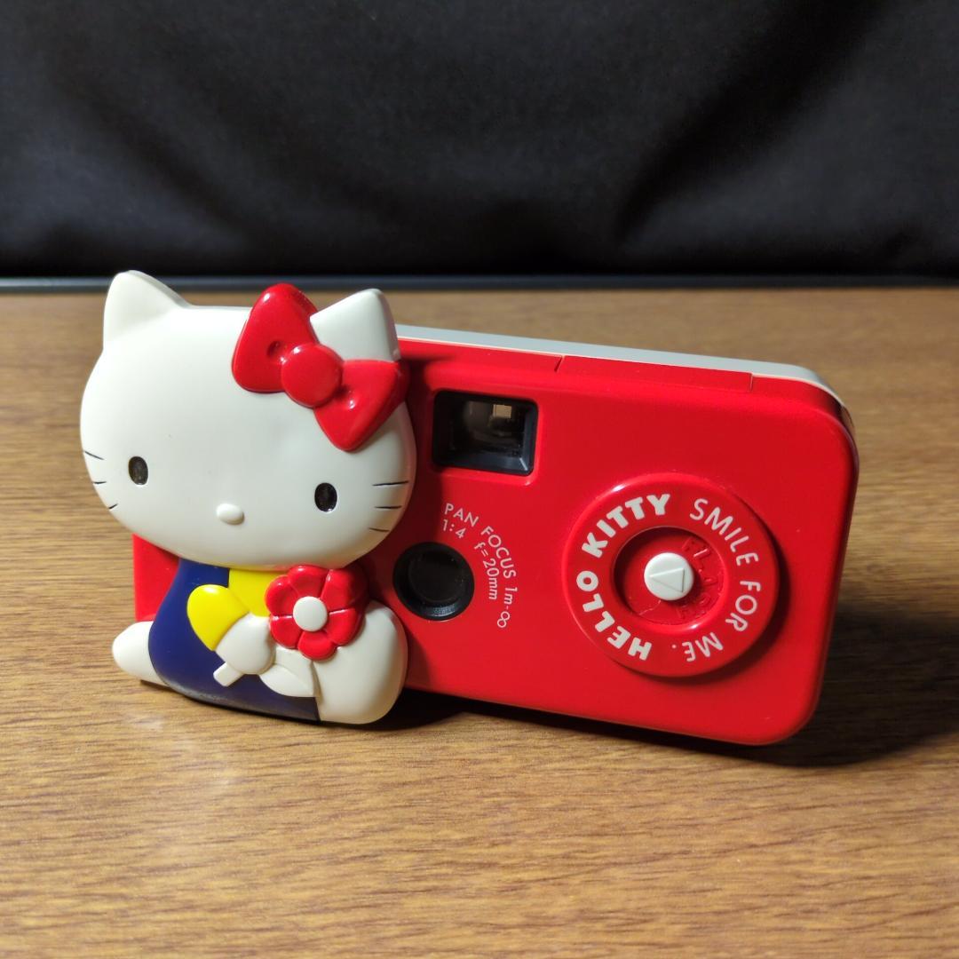 ハローキティ【レア美品】トイカメラ/ 赤と白/ 専用ソフトケース&ストラップ付き