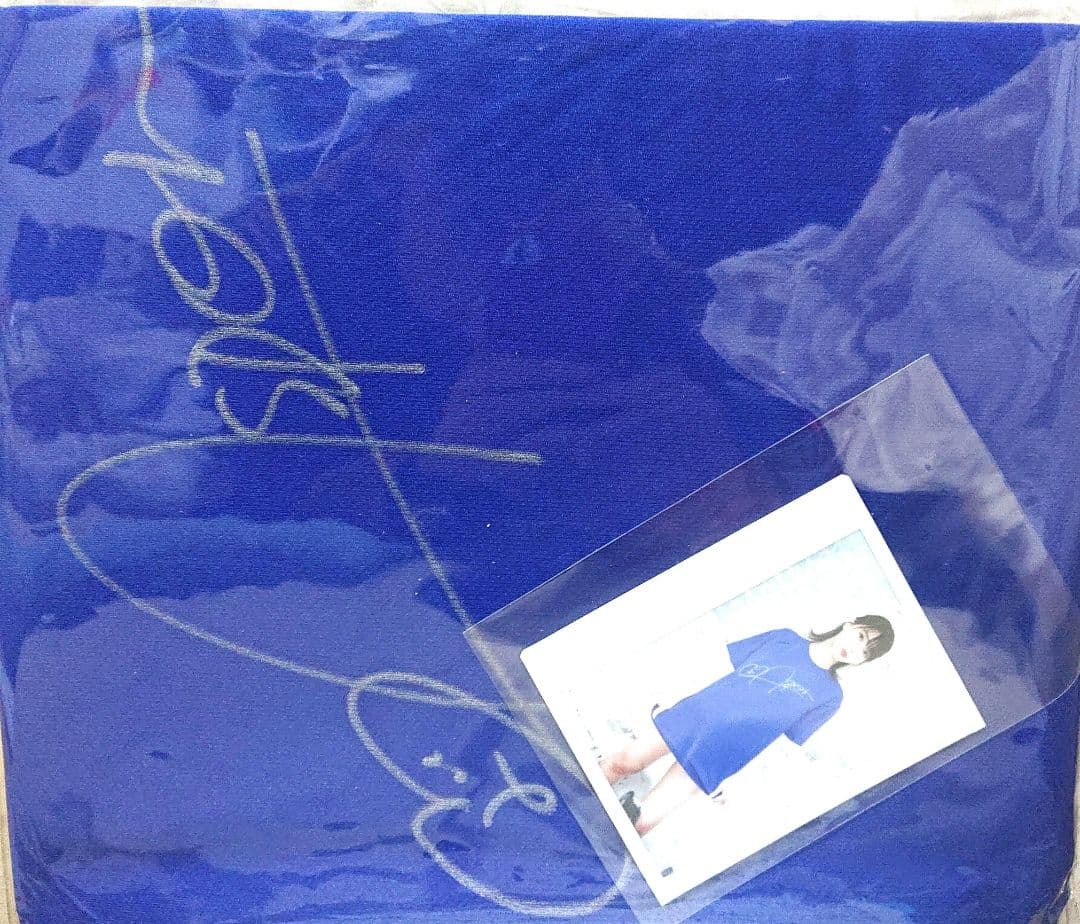 本人 着用 直筆 サイン 入り 岸明日香 着用 証明 ワイド チェキ 付き ポラ