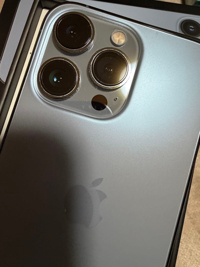 Apple iPhone 13 Pro シエラブルー　バッテリー残量100%