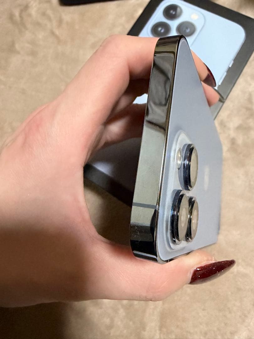 Apple iPhone 13 Pro シエラブルー　バッテリー残量100%