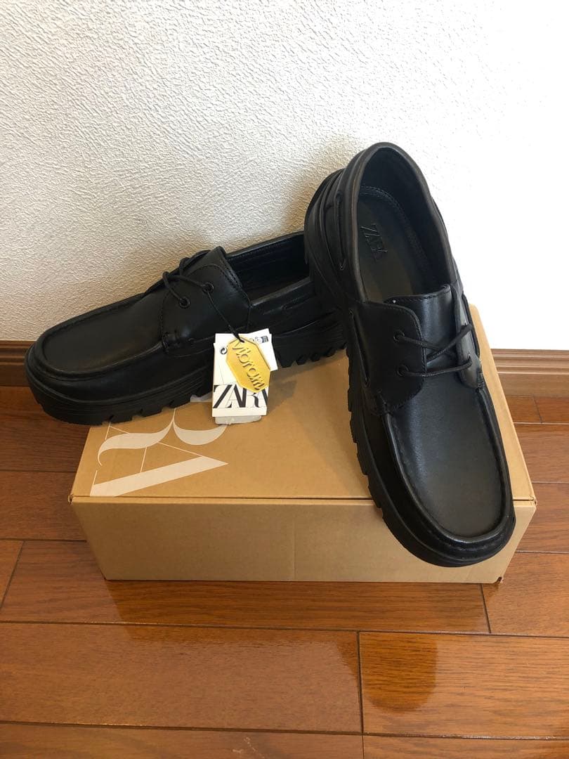 【新品】ZARA VIBRAM® レザー デッキシューズ　42