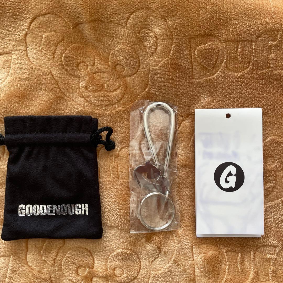 GOOD ENOUGH フック型キーホルダー