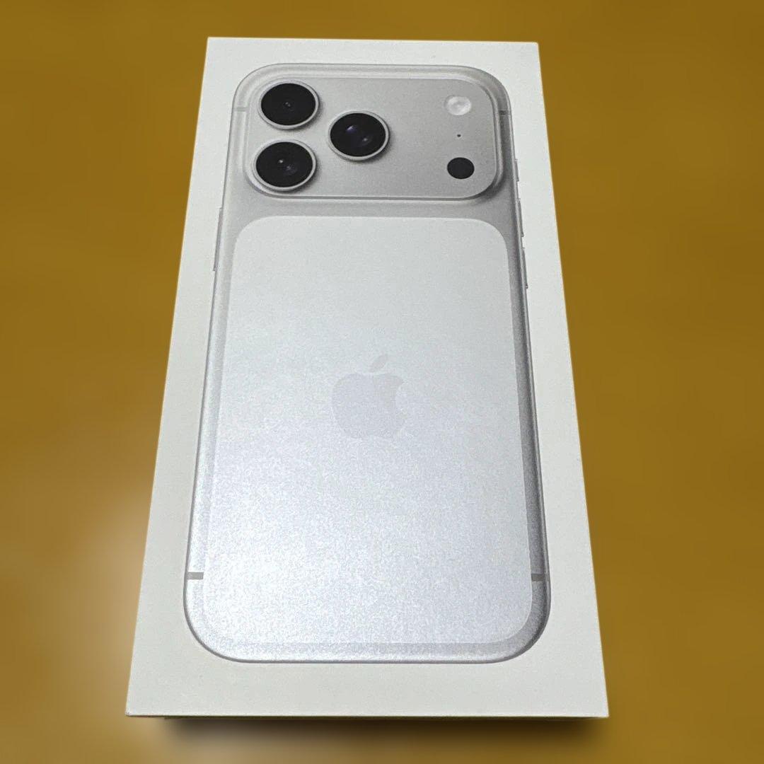 iPhone17Pro 256GB 本体シルバー　【新品未開封】　SIMフリー