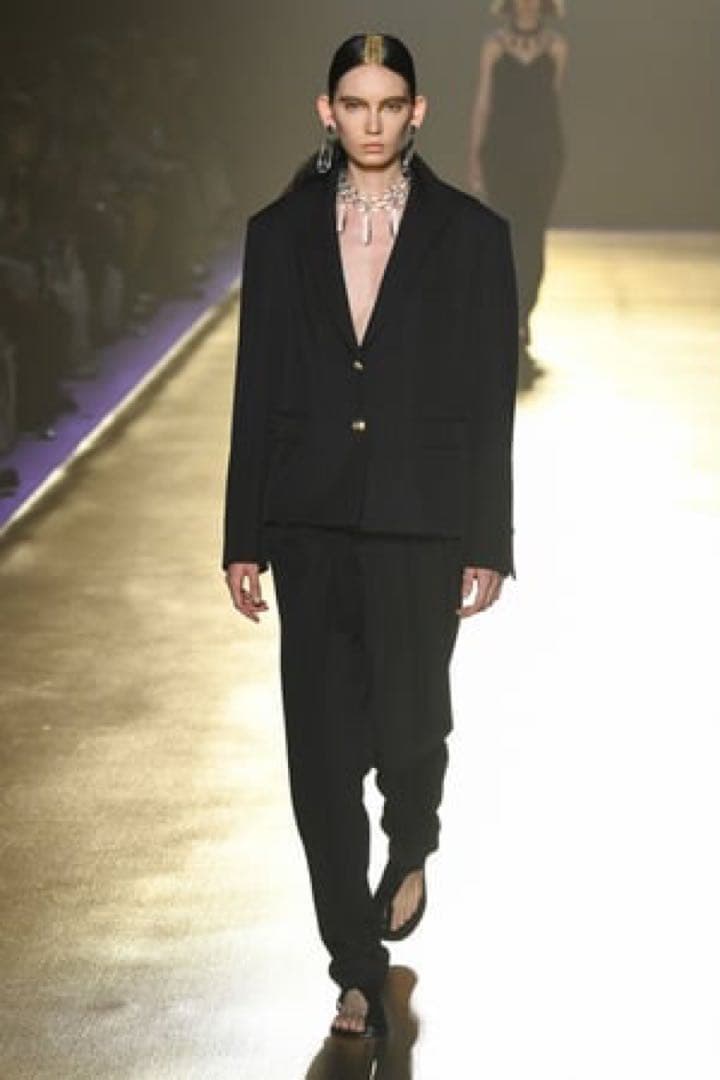 フミエタナカ　セーラージャケット