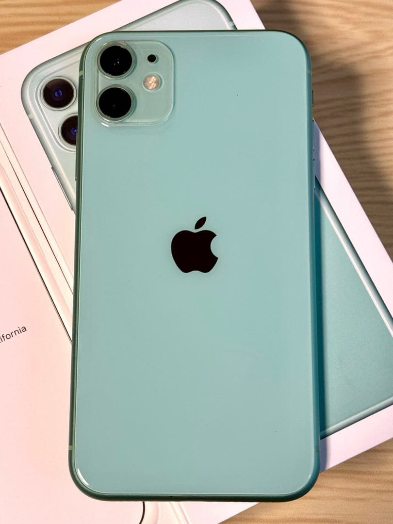 Apple iPhone 11 64GB Green simロック解除済み