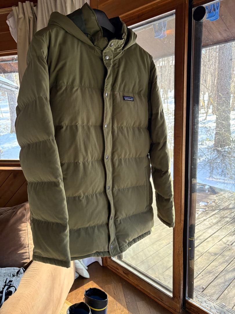 Patagonia 　フード付きダウンジャケット 　パタゴニア　　サイズL