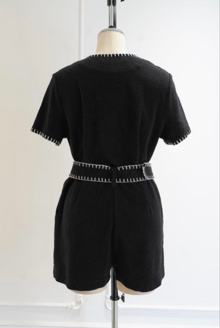 新品未使用 Herlipto Summertime Romper