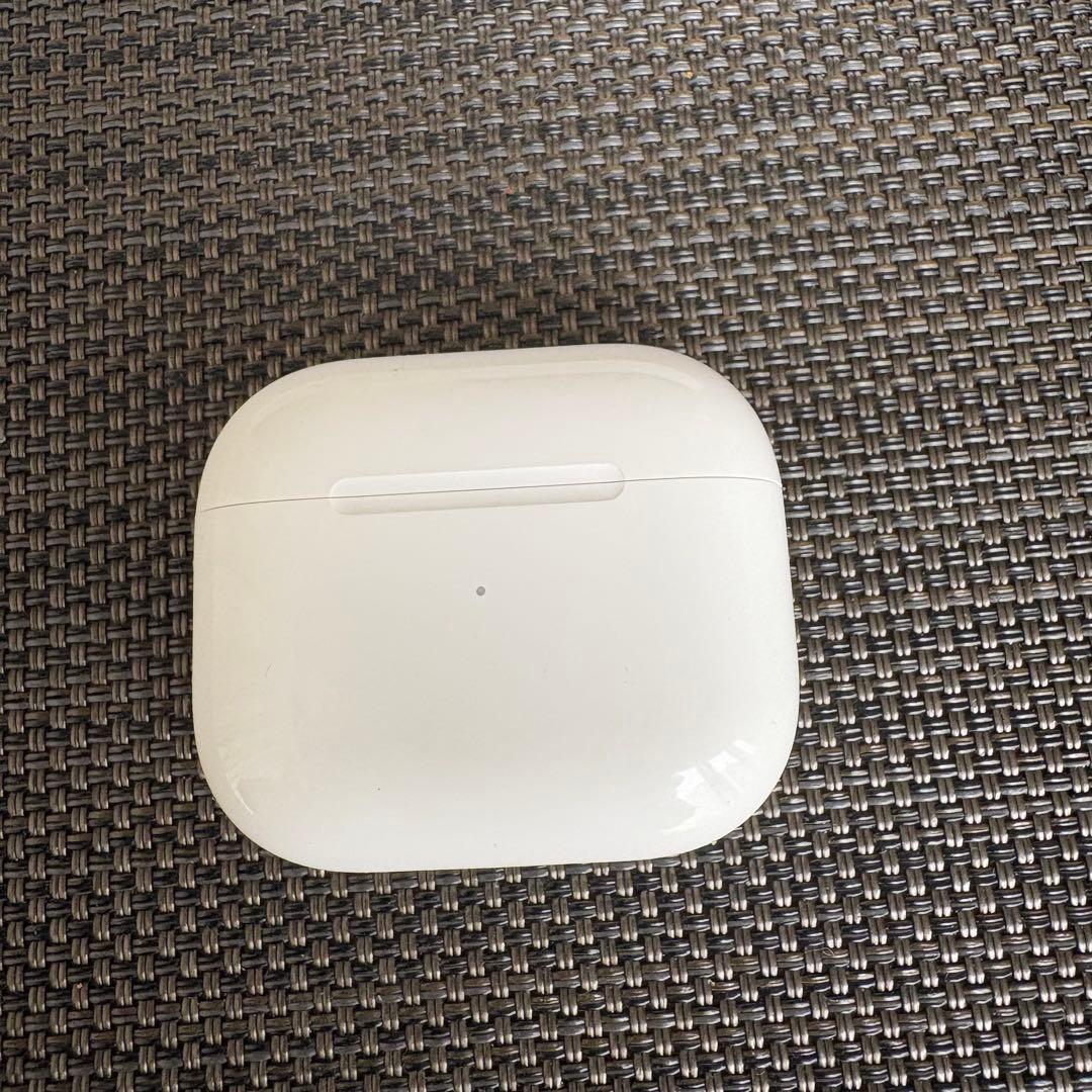 AirPods 3(第3世代)MagSafe MME73J/A付属品あり
